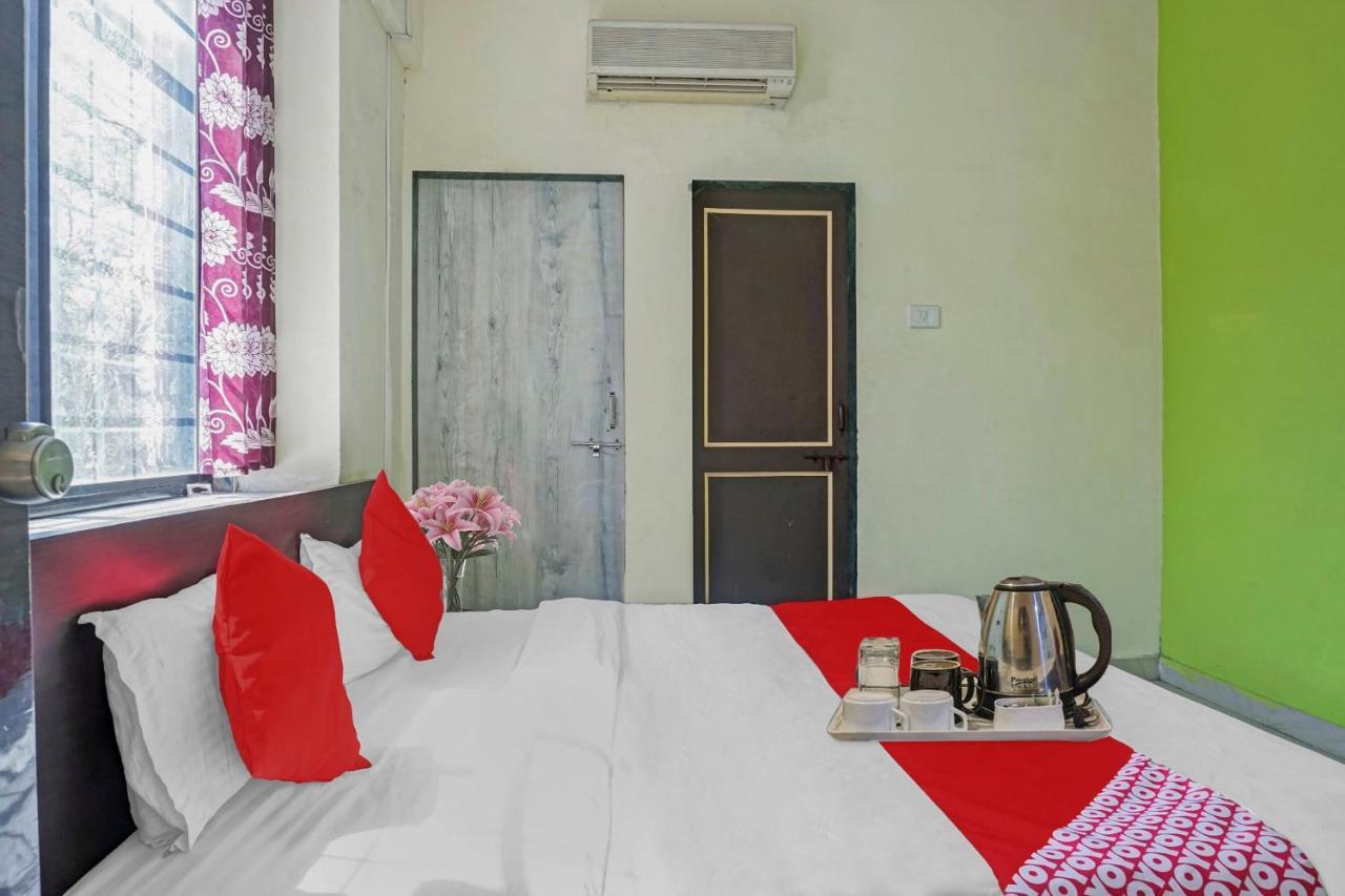 OYO 88249 R K Exclusive Hotel Hinjawadi Exterior foto