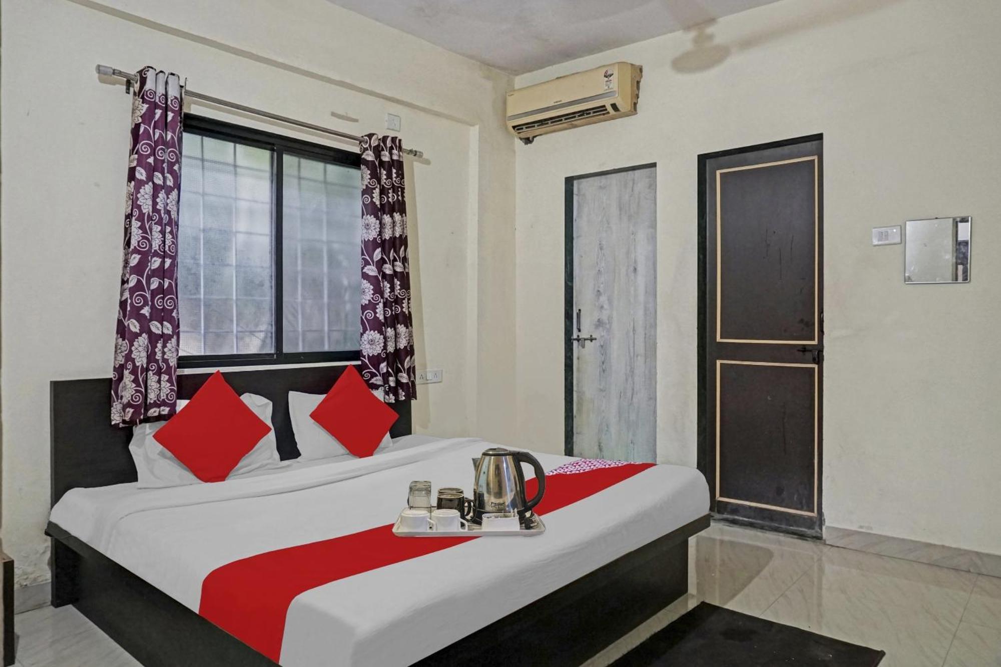 OYO 88249 R K Exclusive Hotel Hinjawadi Exterior foto